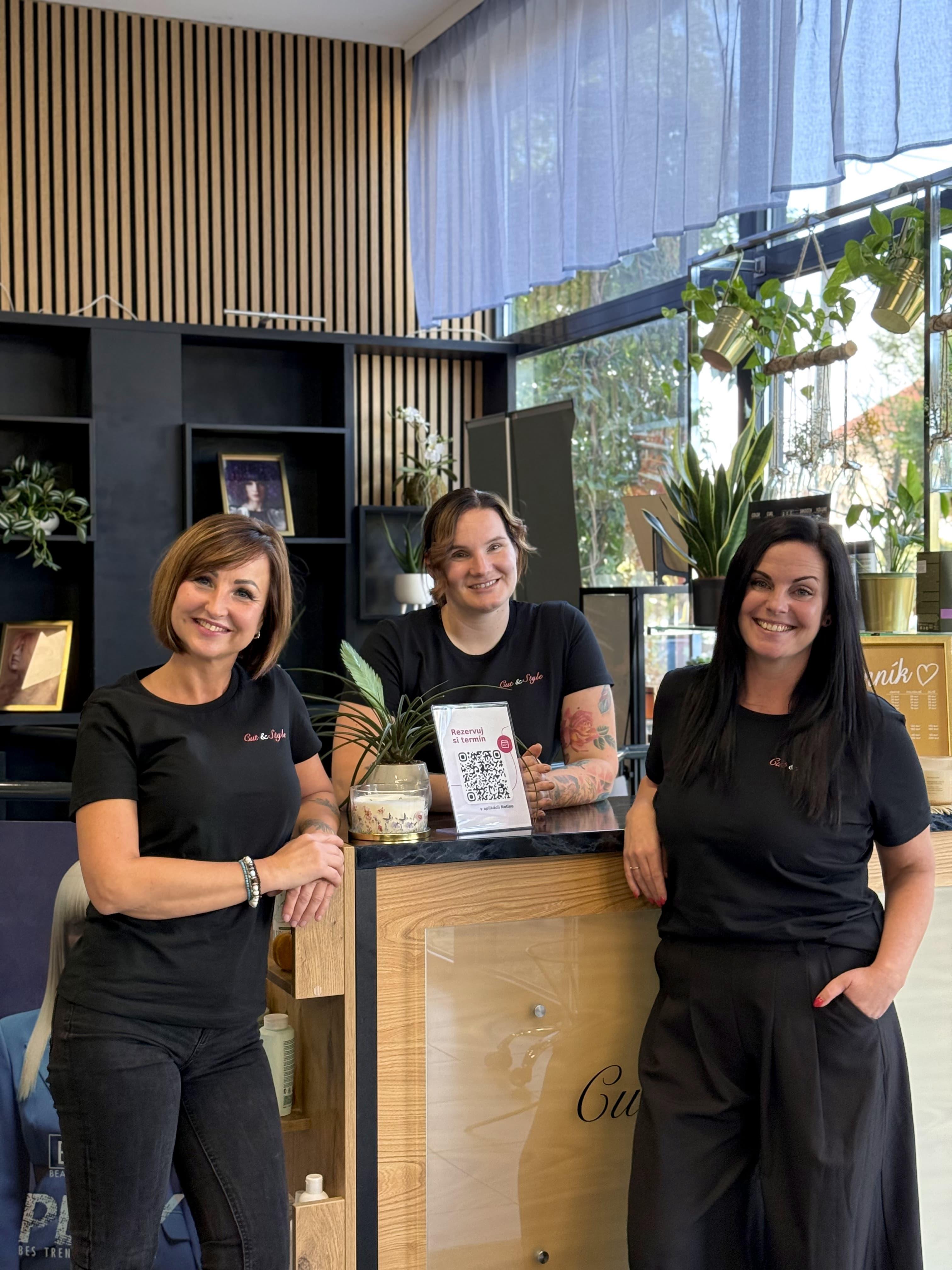 Intro page cover image